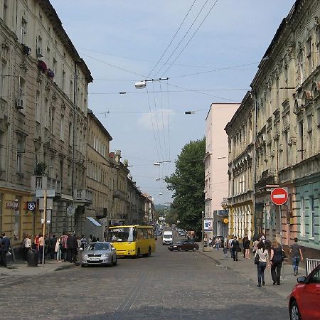 Віп Квартира Вулиця Куліша 13 Біля Форуму Недалеко Малевичу Лвив Екстериор снимка