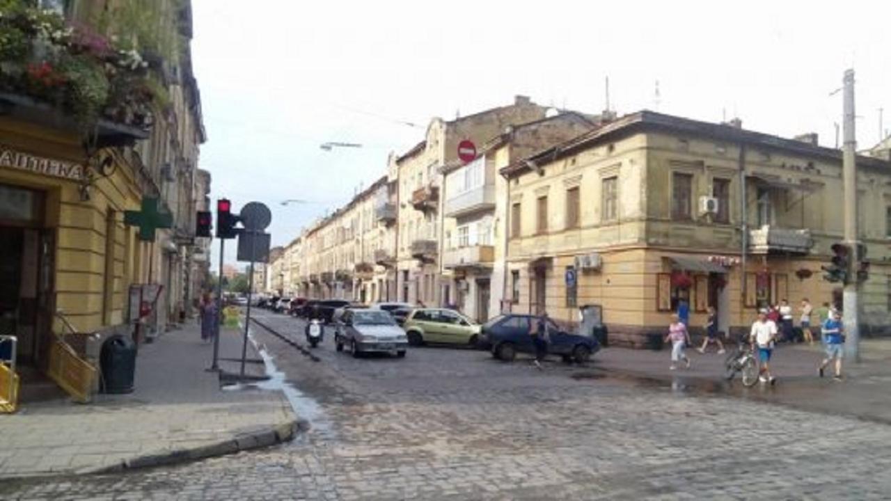 Віп Квартира Вулиця Куліша 13 Біля Форуму Недалеко Малевичу Лвив Екстериор снимка